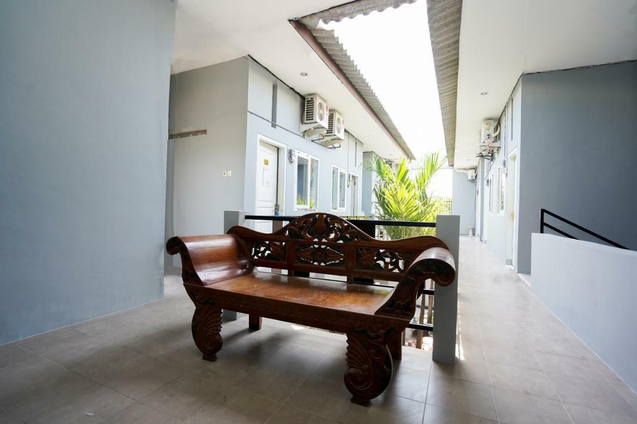 Oyo 1316 Mentari Family Homestay Probolinggo Bagian luar foto